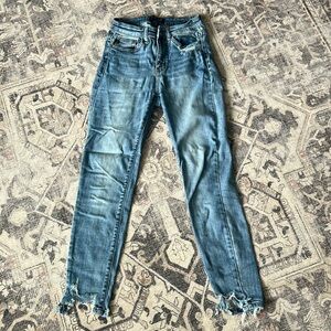 Judy Blue Distressed Skinny Jeans